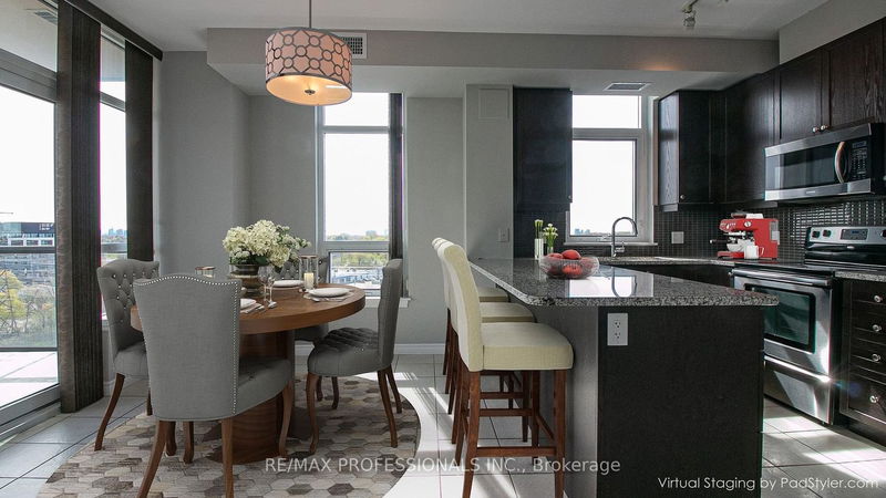 Preview image for 1135 Royal York Rd #917, Toronto