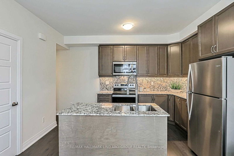 Preview image for 721 Lawrence Ave W #66, Toronto
