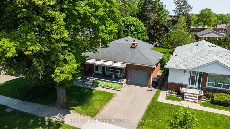 Preview image for 9 Placid Rd, Toronto