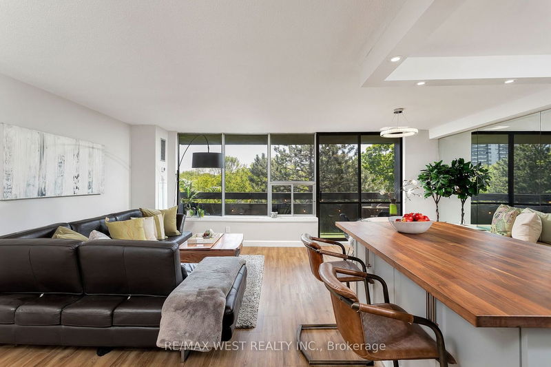 Preview image for 11 Wincott Dr #303, Toronto