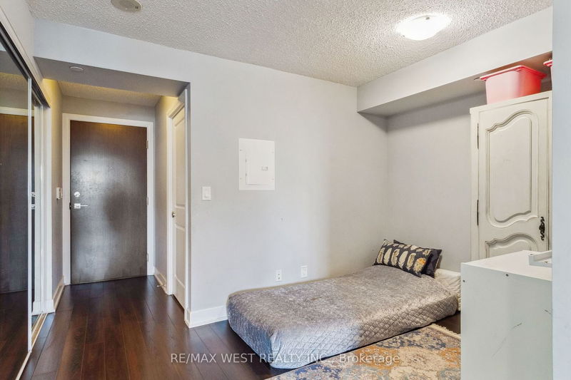 Preview image for 2 Eva Rd S #728, Toronto