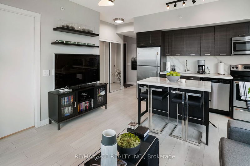 Preview image for 2212 Lakeshore Blvd W #3308, Toronto