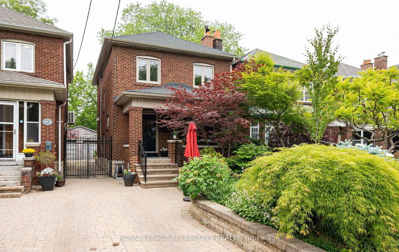 Preview image for 37 Thornhill Ave, Toronto