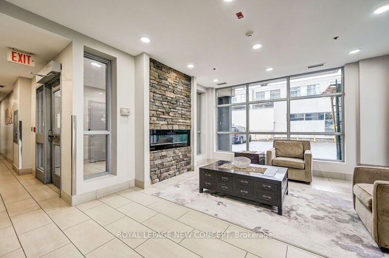 Preview image for 2464 Weston Rd #303, Toronto