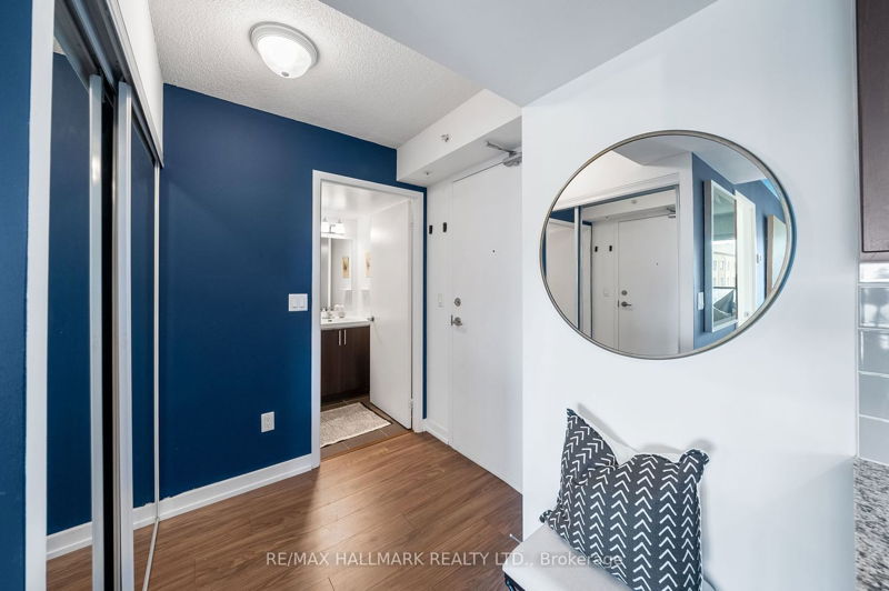 Preview image for 1410 Dupont St #704, Toronto