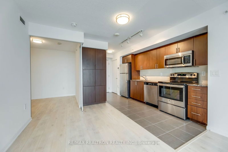 Preview image for 830 Lawrence Ave W #703, Toronto