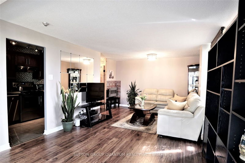 Preview image for 41 Markbrook Lane #314, Toronto