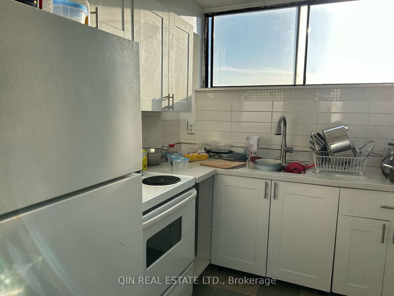Preview image for 4645 Jane St #819, Toronto