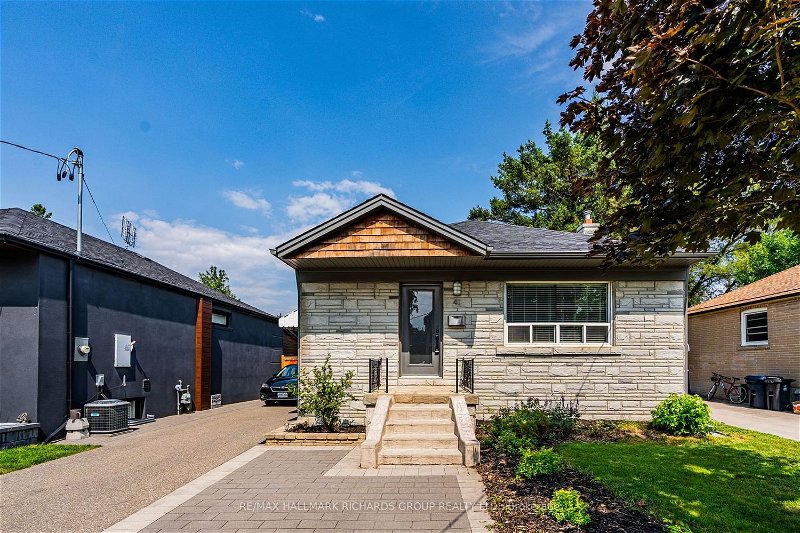 Preview image for 41 Treeview Dr, Toronto