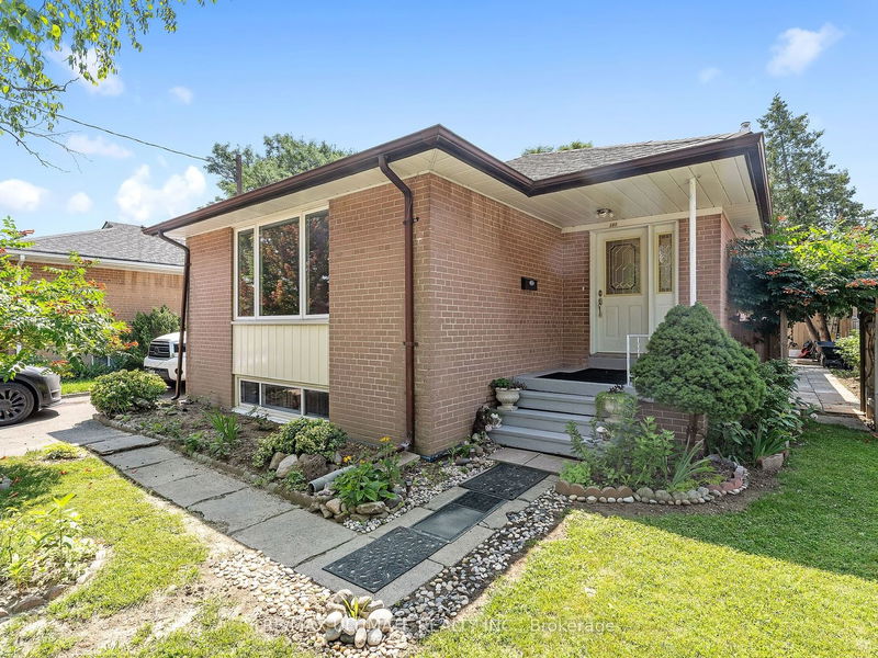 Preview image for 189 Elmhurst Dr, Toronto