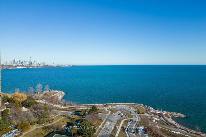 Preview image for 5 Marine Parade Dr #514, Toronto