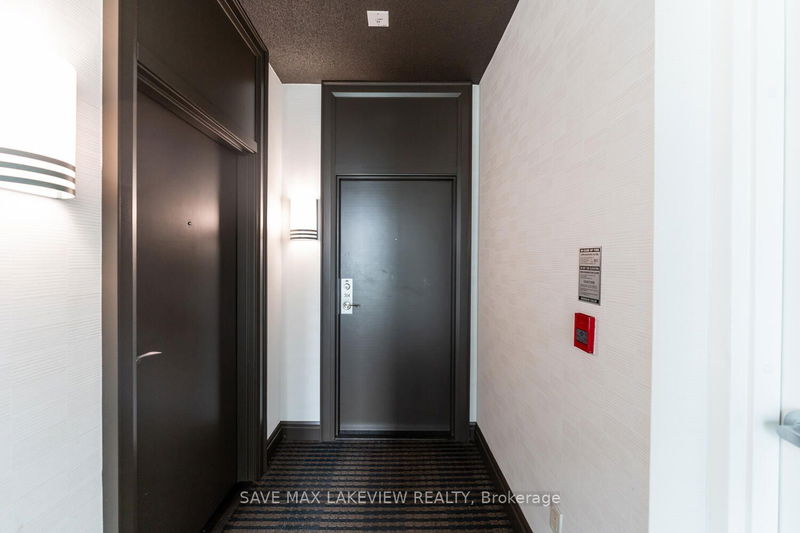 Preview image for 5 Marine Parade Dr #514, Toronto