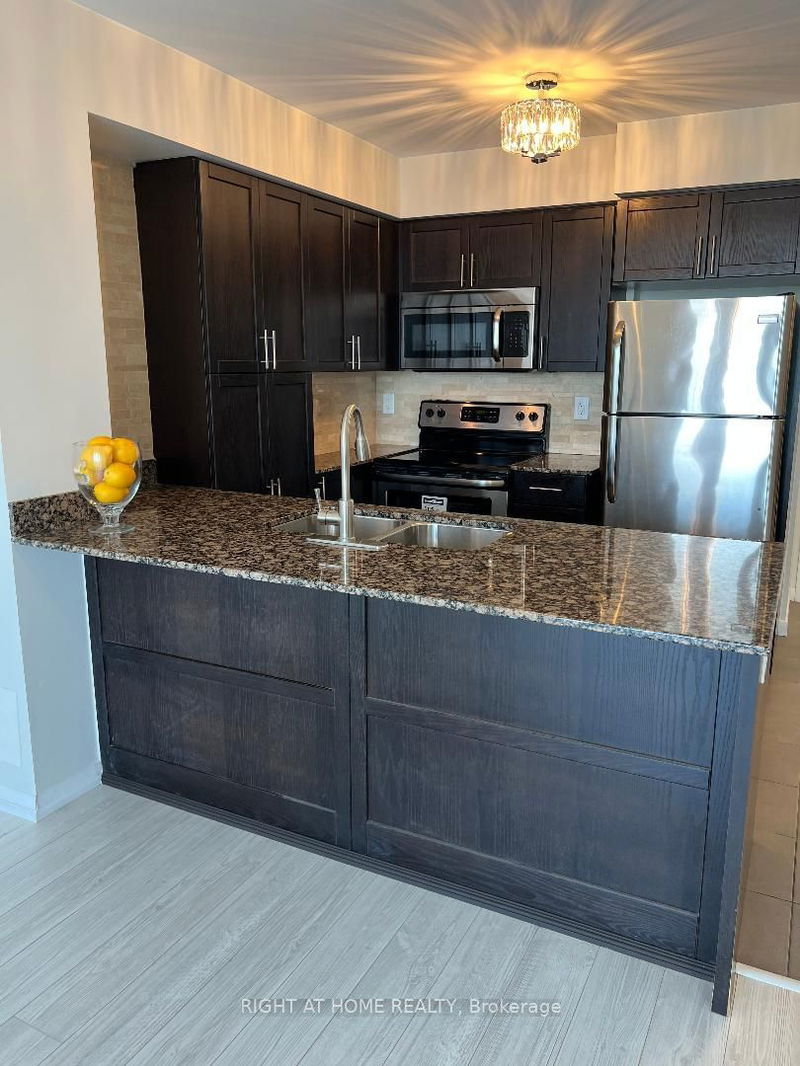Preview image for 800 Lawrence Ave W #415, Toronto
