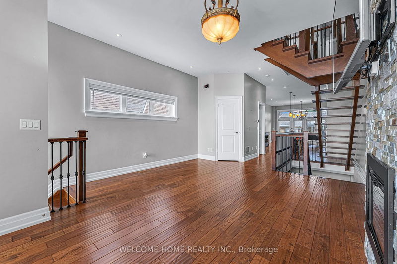 Preview image for 309 Kane Ave, Toronto