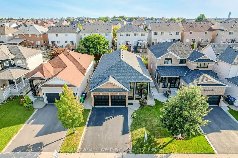 Preview image for 54 Fletchers Creek Blvd, Brampton
