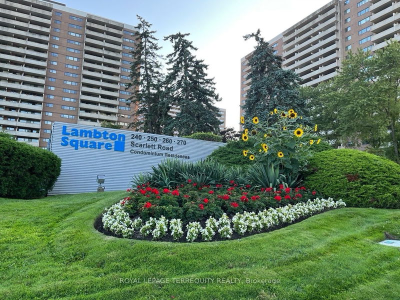 Preview image for 250 Scarlett Rd #510, Toronto