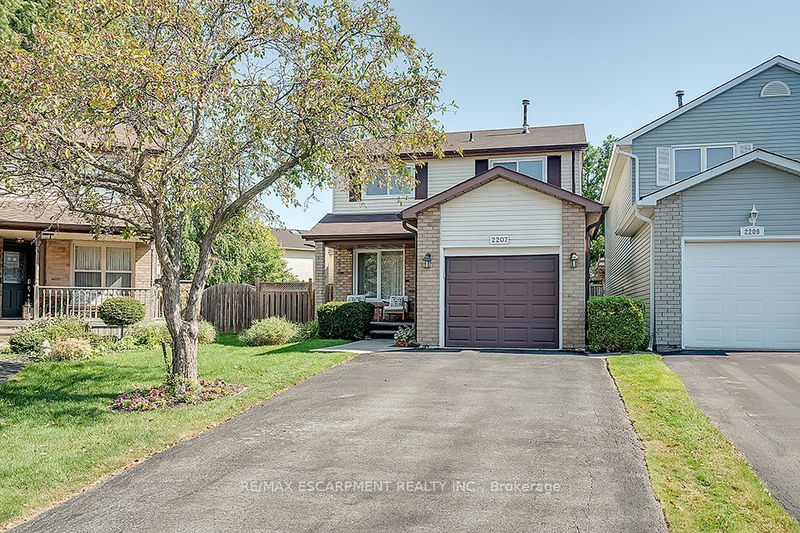 Preview image for 2207 Pembroke Crt, Burlington