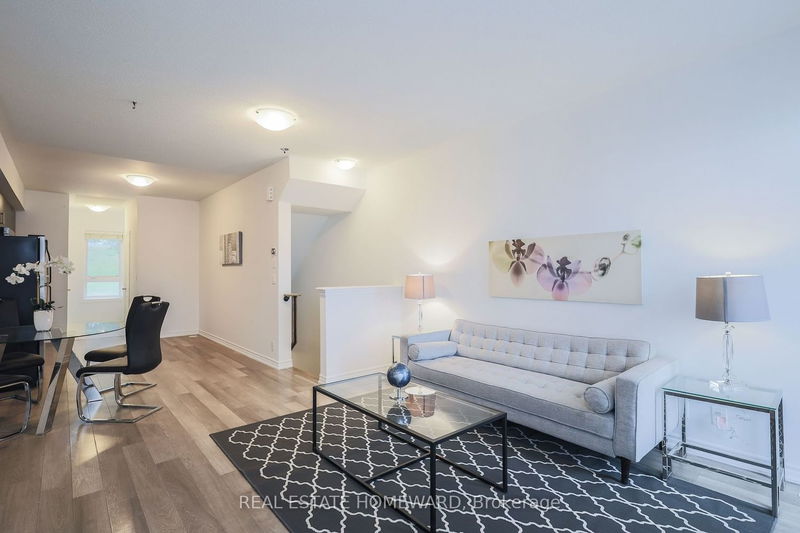 Preview image for 104 Caledonia Park Rd #4, Toronto