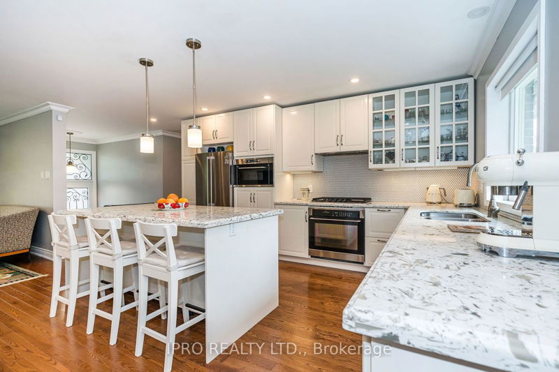 Preview image for 29 Breadner Dr, Toronto