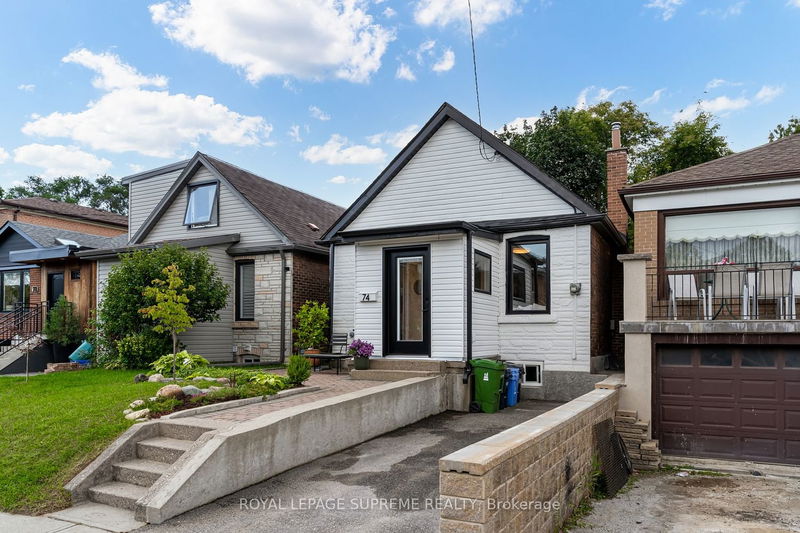 Preview image for 74 Chryessa Ave, Toronto