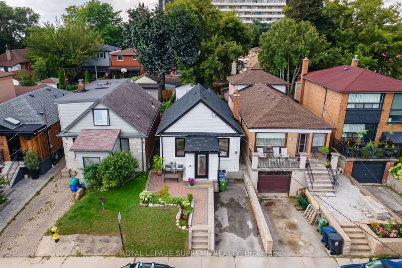 Preview image for 74 Chryessa Ave, Toronto