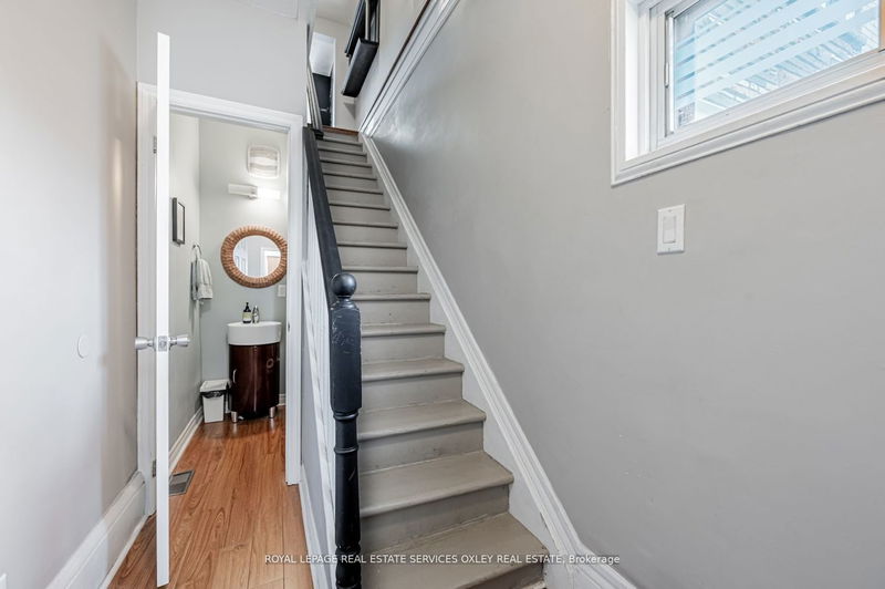Preview image for 17 Garnet Ave, Toronto