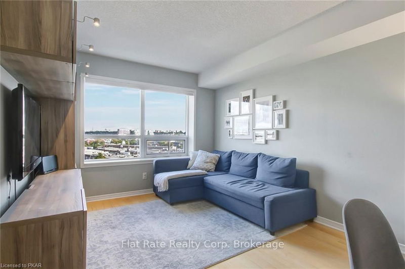 Preview image for 60 HEINTZMAN St #1131, Toronto