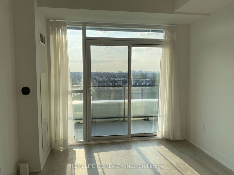 Preview image for 50 Geogre Butchart Dr #817, Toronto