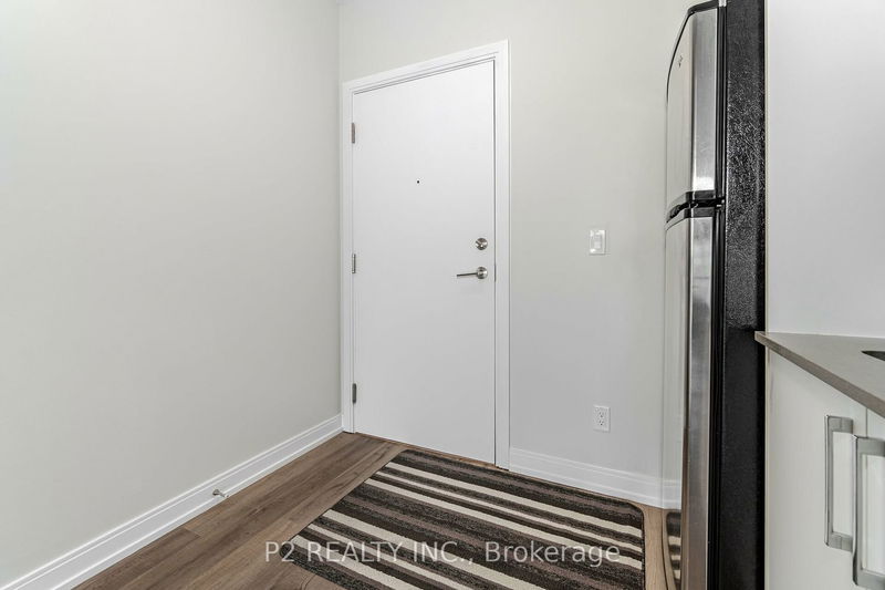 Preview image for 760 The Queensway N/A N #504, Toronto