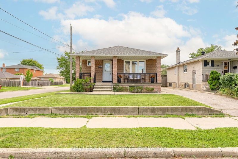 Preview image for 109 Gilley Rd, Toronto
