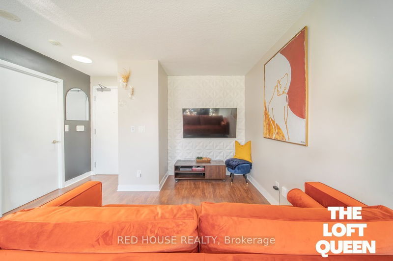 Preview image for 155 Legion Rd N #2503, Toronto