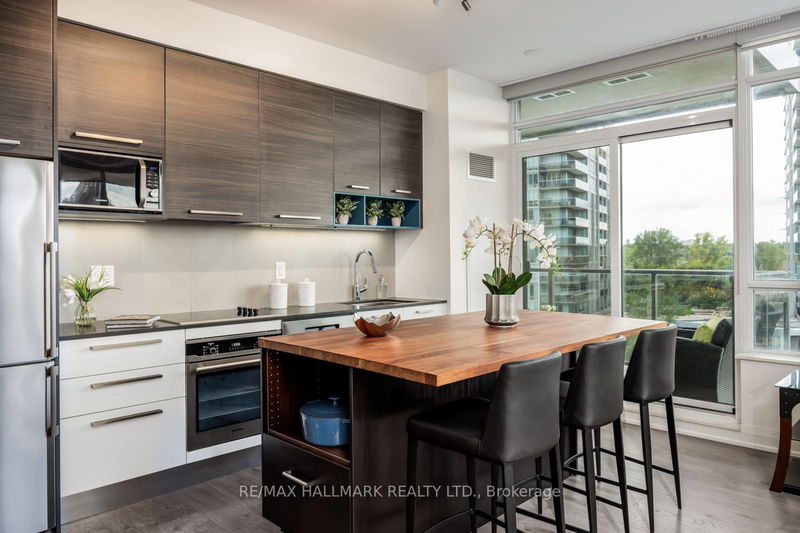 Preview image for 36 Park Lawn Rd #509, Toronto