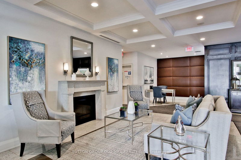Preview image for 1135 Royal York Rd #917, Toronto