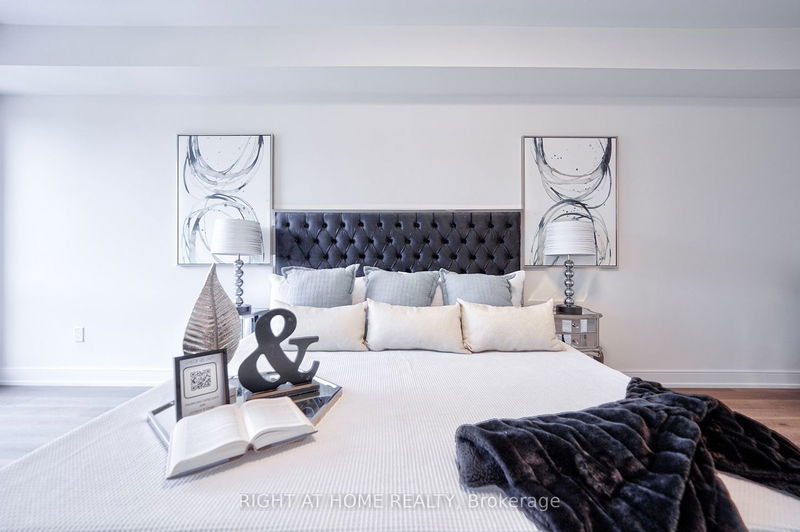 Preview image for 177F Caledonia Rd, Toronto