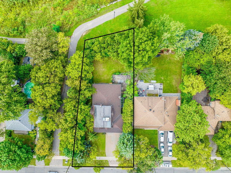 Preview image for 248 Rustic Rd, Toronto