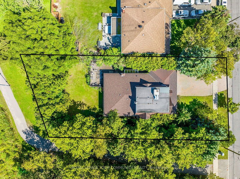 Preview image for 248 Rustic Rd, Toronto