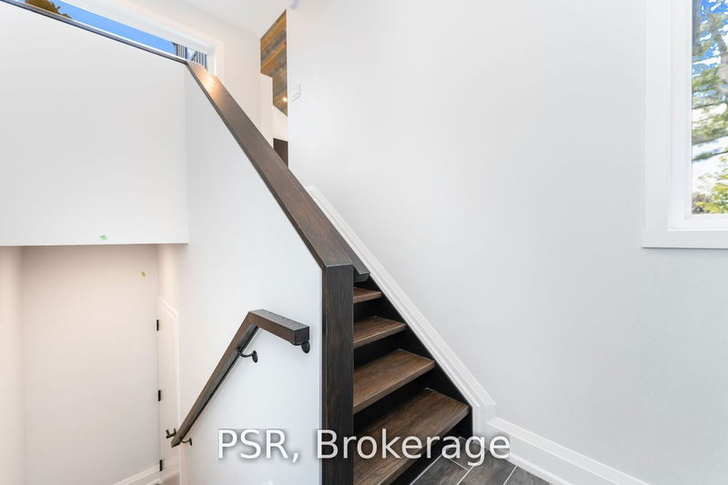 Preview image for 4 Treeview Dr, Toronto