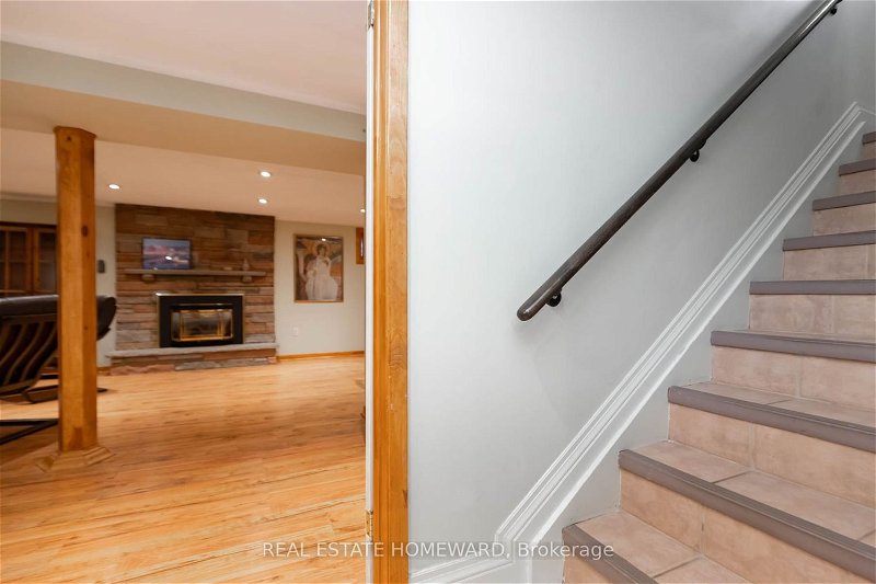 Preview image for 38 Carsbrooke Rd, Toronto