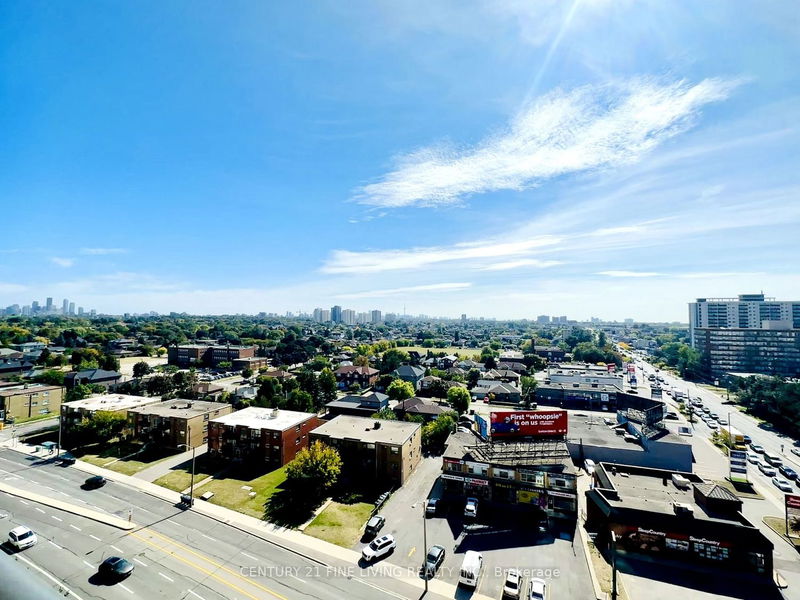 Preview image for 830 Lawrence Ave W #1108, Toronto