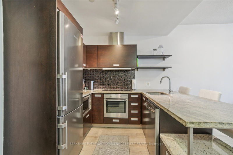 Preview image for 88 Park Lawn Rd #209, Toronto