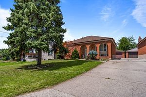 Preview image for 50 Langholm Dr, Toronto