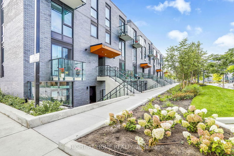 Preview image for 15 Brin Dr #5, Toronto