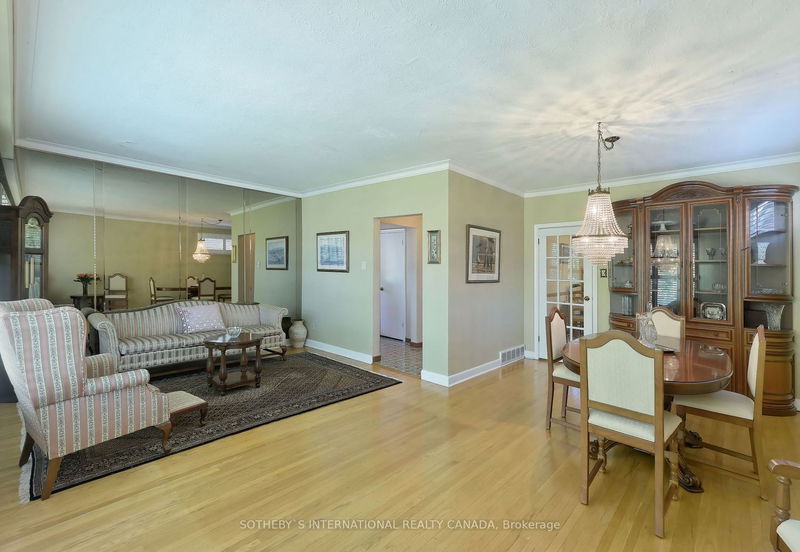 Preview image for 41 Firwood Cres, Toronto