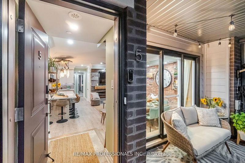 Preview image for 66 Long Branch Ave #Th 5, Toronto