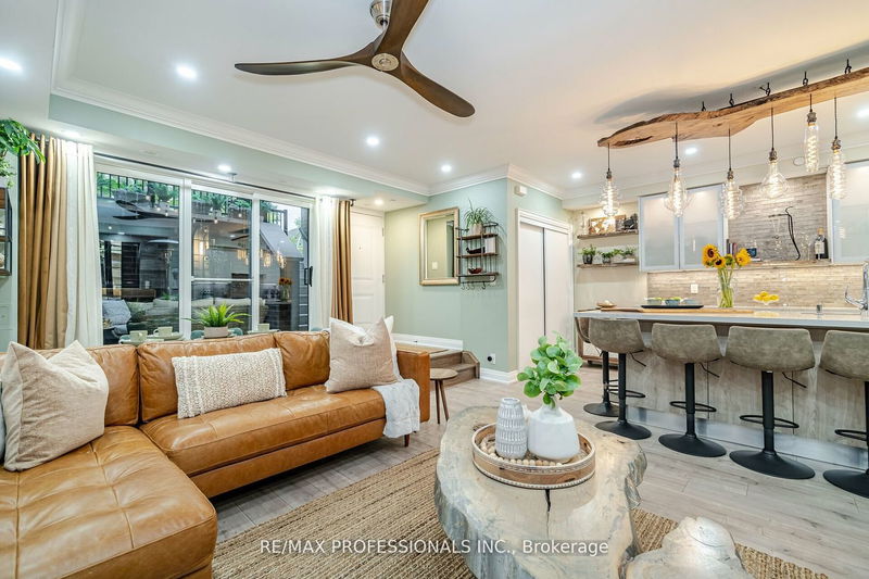 Preview image for 66 Long Branch Ave #Th 5, Toronto