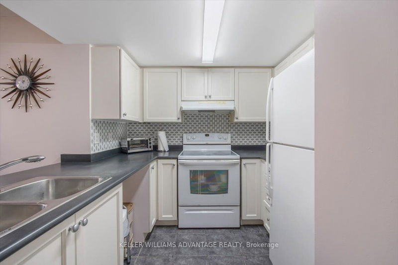 Preview image for 125 George Appleton Way #2004, Toronto