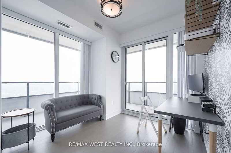 Preview image for 30 Shore Breeze Dr N #3913, Toronto