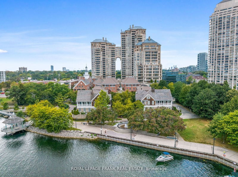 Preview image for 2289 Lake Shore Blvd W #Th108, Toronto