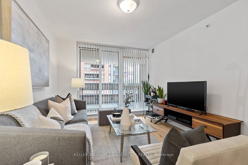 Preview image for 830 Lawrence Ave W #315, Toronto