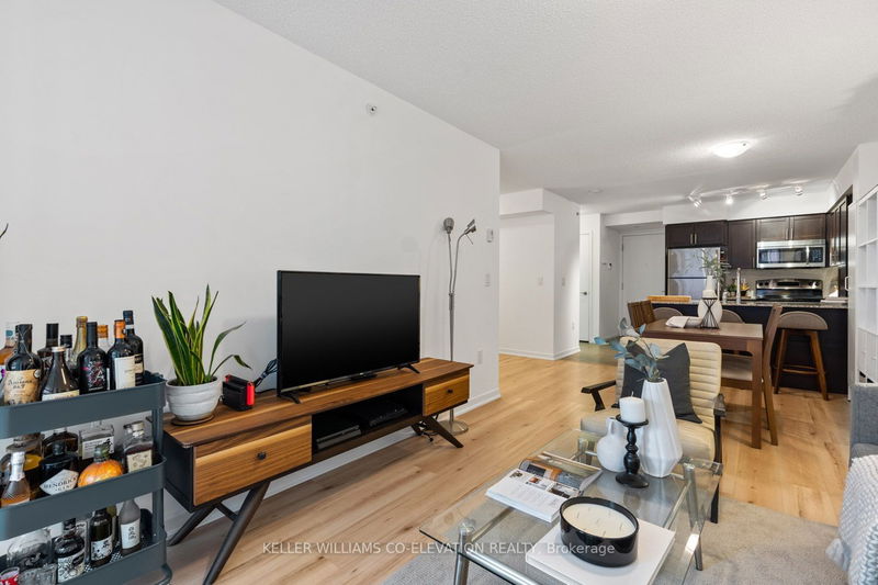 Preview image for 830 Lawrence Ave W #315, Toronto